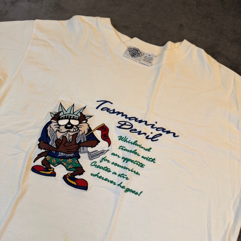 Acme Tasmanian Devil T Shirt Mens Medium Cream Embroidered Vintage 90s
